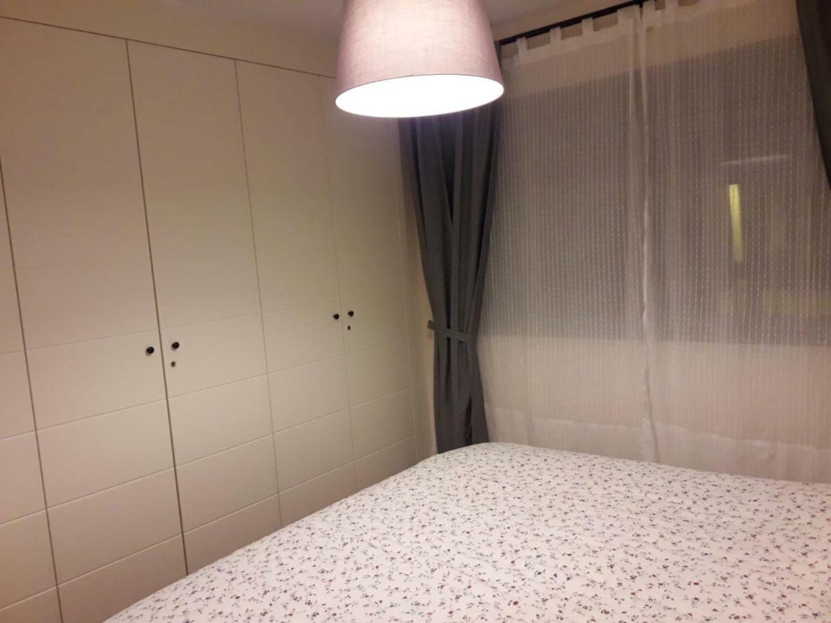 Apartamento En C/ Peroneros Latas Exterior foto